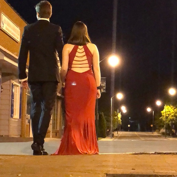 Prom Dress! - Picture 2 of 2